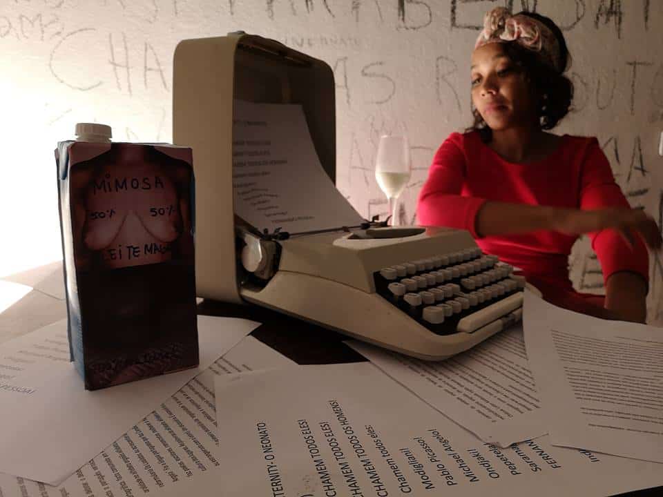 INDIRA GRANDÊ | MELODIA DE BENGUELA