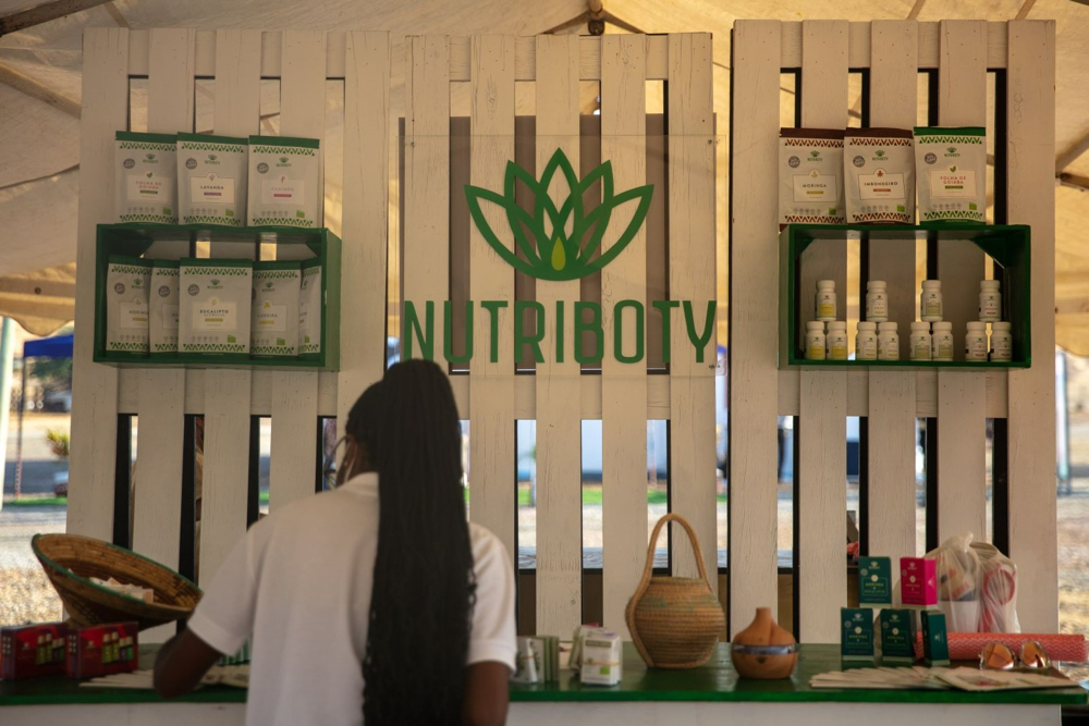 NUTRIBOTY