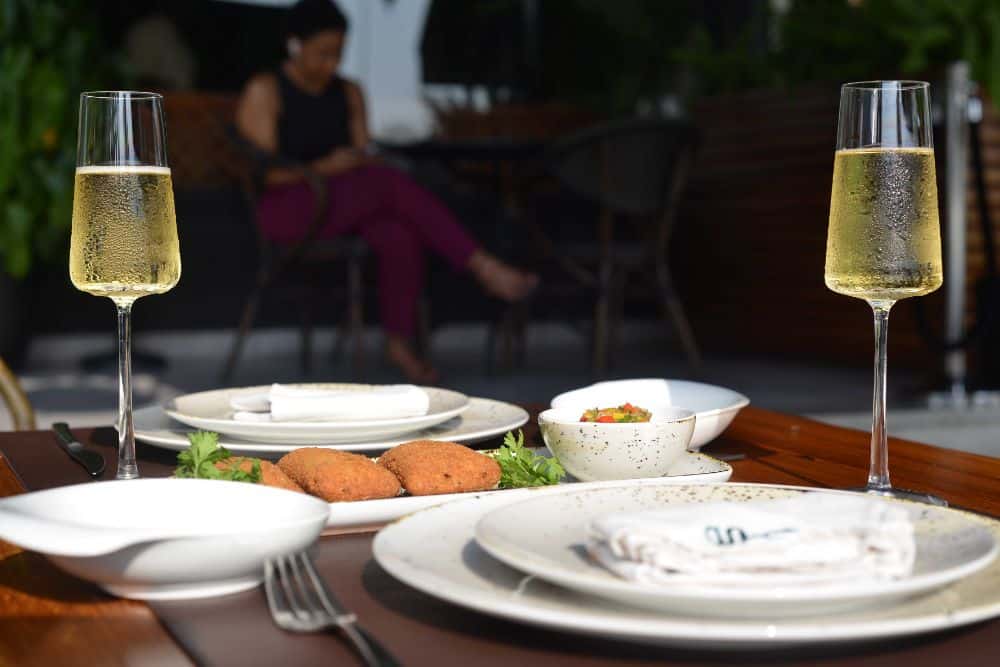 GO GREEN THE RESTAURANT