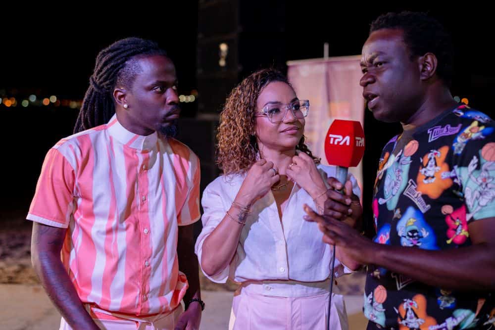 LEVELZ BY ROSE PALHARES