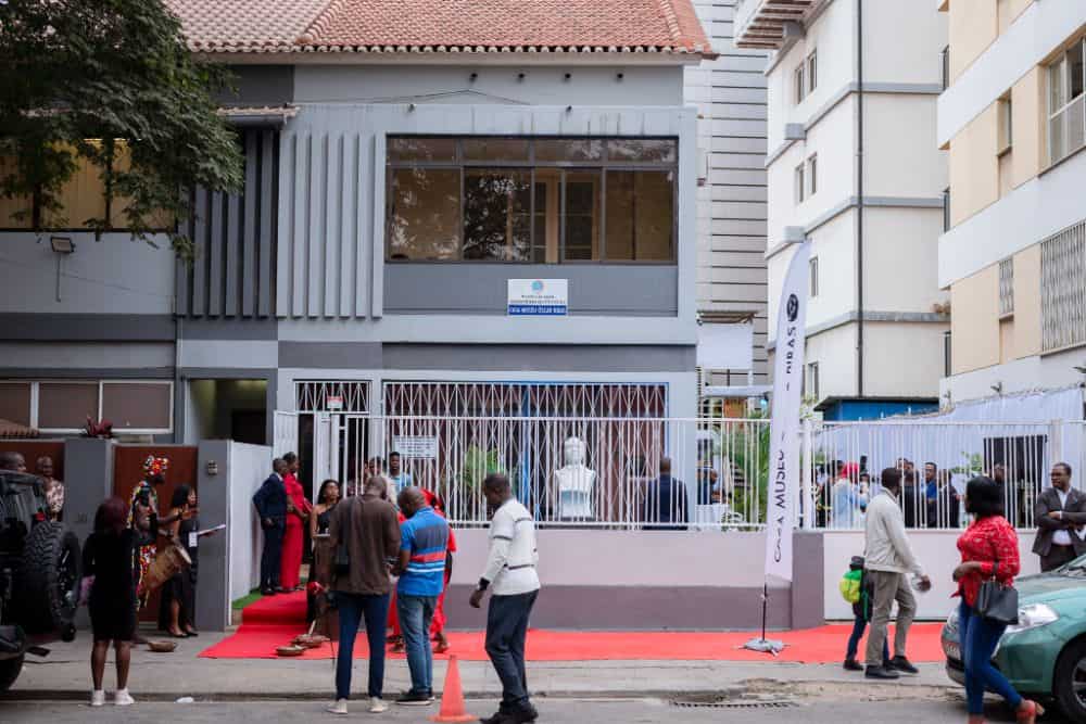 A ALMA ANGOLANA REVELADA NA ESCRITA DE ÓSCAR RIBAS