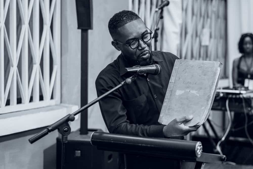 A ALMA ANGOLANA REVELADA NA ESCRITA DE ÓSCAR RIBAS