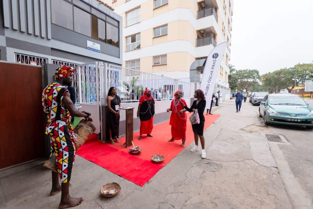 A ALMA ANGOLANA REVELADA NA ESCRITA DE ÓSCAR RIBAS