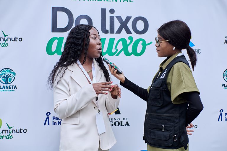 DO LIXO AO LUXO